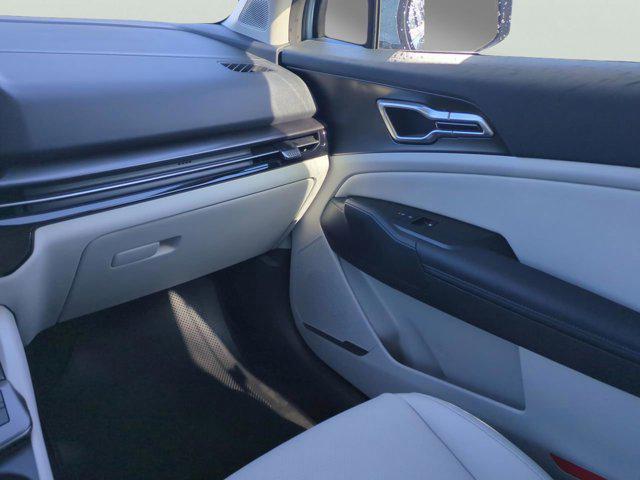 new 2026 Kia Sportage Hybrid car, priced at $33,453