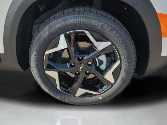 new 2025 Kia Seltos car, priced at $25,013