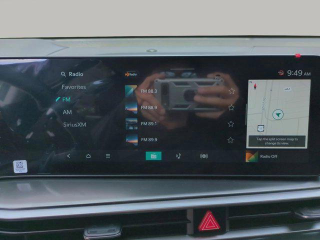 new 2025 Kia Sorento car, priced at $33,747