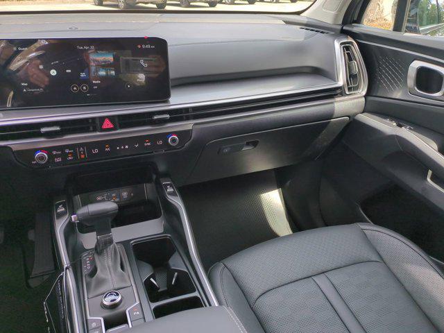 new 2025 Kia Sorento car, priced at $34,021