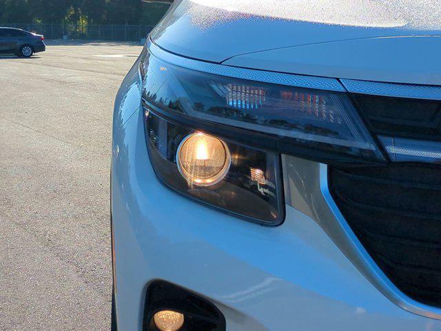 new 2026 Kia Seltos car, priced at $26,384