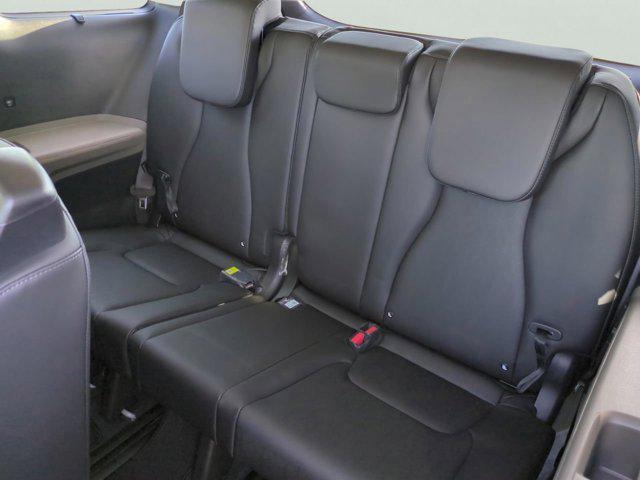 new 2026 Kia Carnival Hybrid car, priced at $43,705