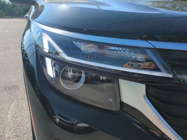 new 2025 Kia Seltos car, priced at $25,013