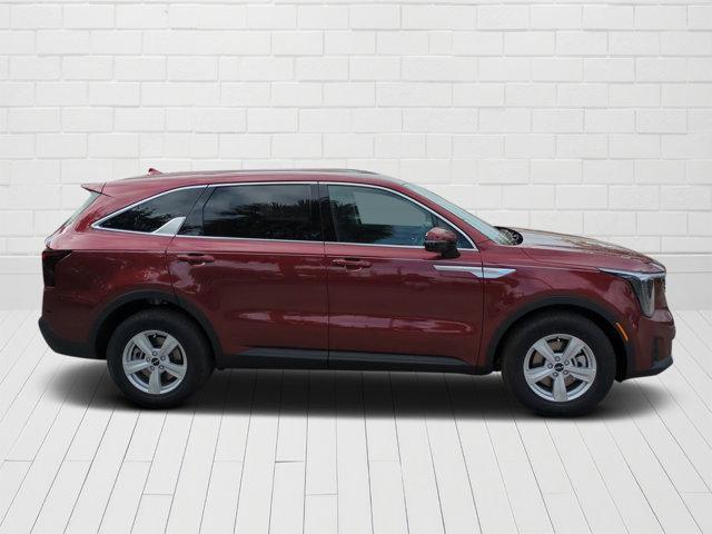 new 2025 Kia Sorento car, priced at $31,989
