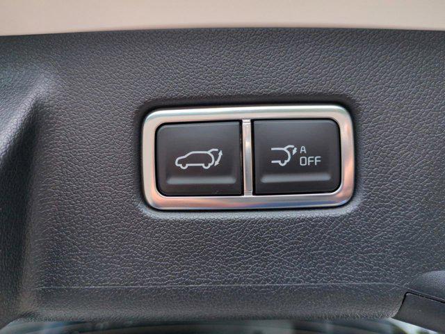new 2025 Kia Sorento car, priced at $37,211