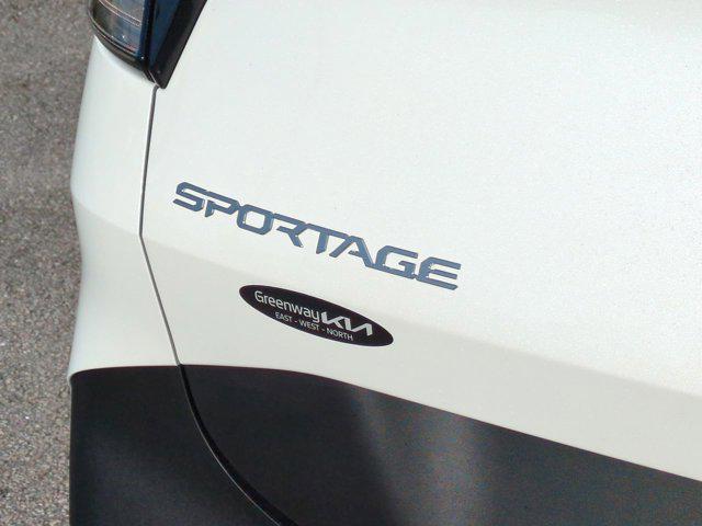 new 2025 Kia Sportage Hybrid car, priced at $28,457