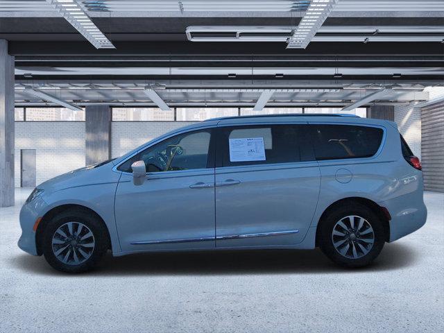 used 2020 Chrysler Pacifica car, priced at $20,822