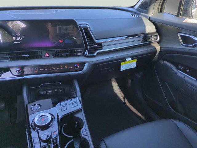 new 2025 Kia Sportage car, priced at $36,673