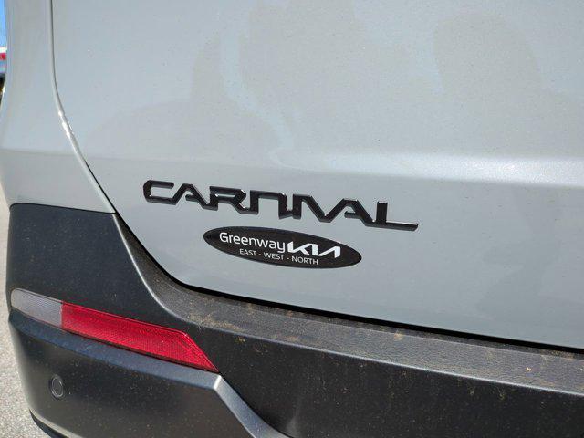 new 2025 Kia Carnival car, priced at $50,082