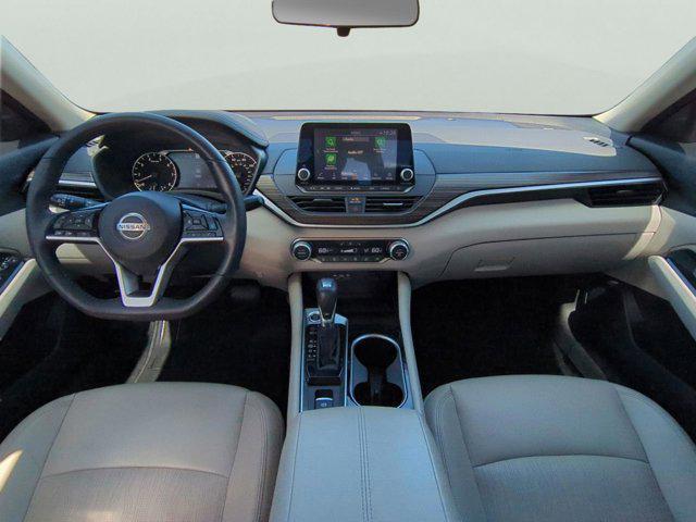 used 2022 Nissan Altima car