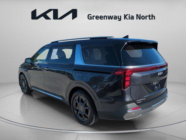 used 2025 Kia Carnival car, priced at $40,433