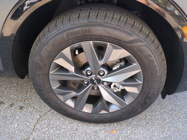 new 2025 Kia Sportage Hybrid car, priced at $36,958