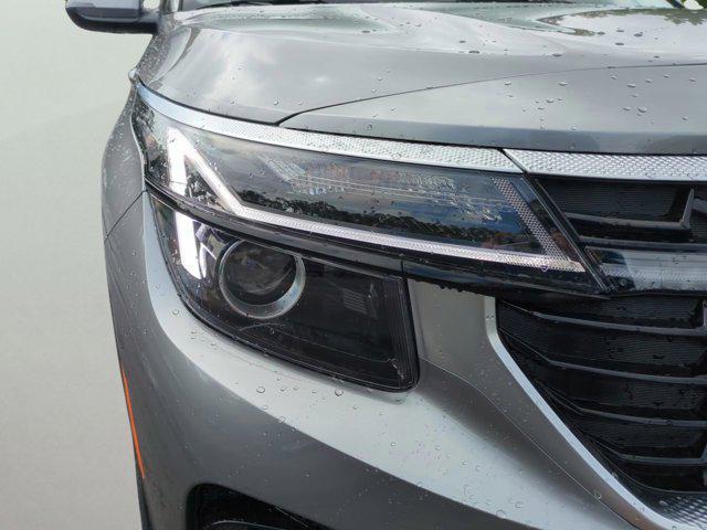 new 2025 Kia Seltos car, priced at $25,992