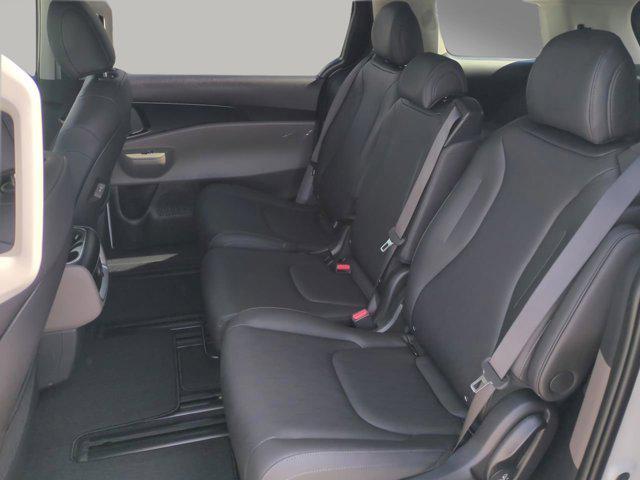 new 2025 Kia Carnival car, priced at $36,584