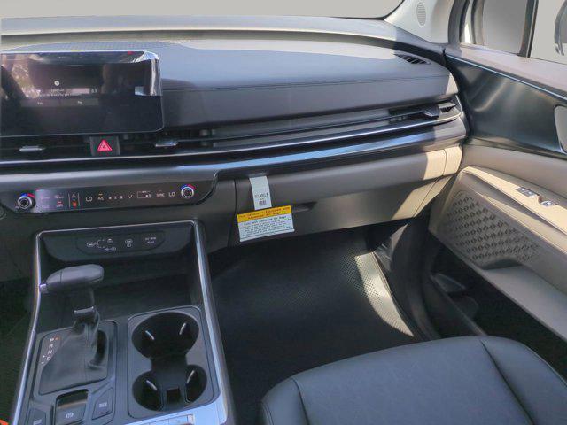 new 2025 Kia Carnival car, priced at $36,584