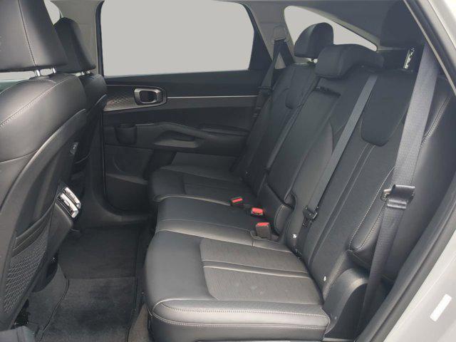 used 2025 Kia Sorento car, priced at $32,555