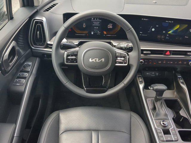 used 2025 Kia Sorento car, priced at $32,555