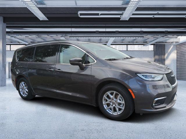 used 2022 Chrysler Pacifica car, priced at $19,122