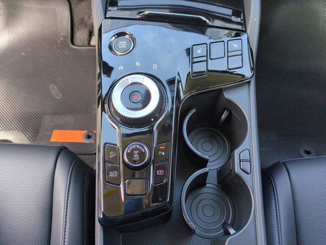 new 2025 Kia Sportage Hybrid car, priced at $30,791
