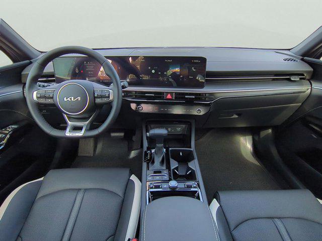 new 2025 Kia K5 car, priced at $29,998