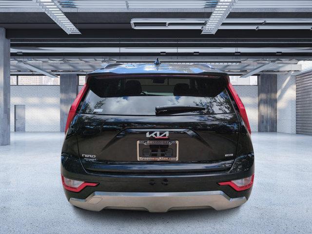 new 2025 Kia Niro car, priced at $33,816