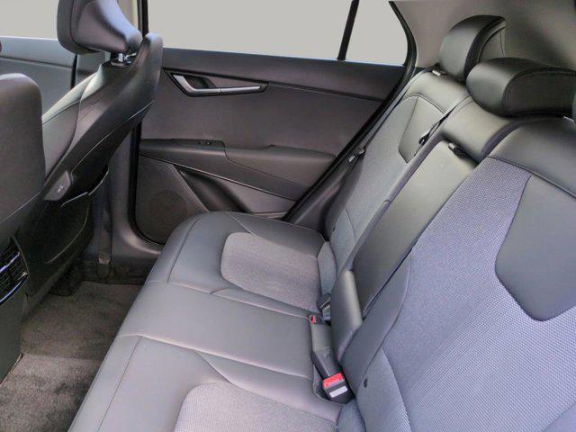 new 2025 Kia Niro car, priced at $30,653