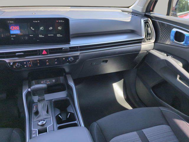 new 2025 Kia Sorento car, priced at $31,492