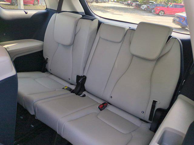 new 2025 Kia Carnival car, priced at $40,440