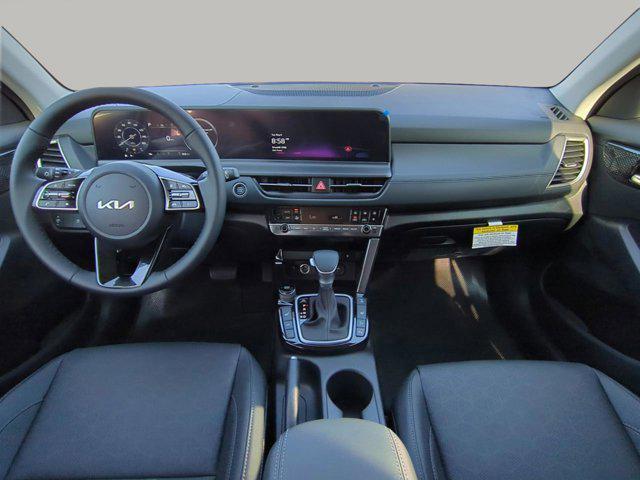 used 2025 Kia Seltos car, priced at $27,822