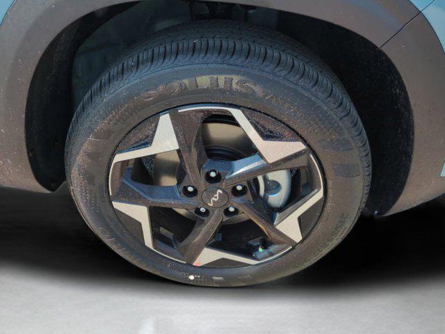 used 2025 Kia Seltos car, priced at $27,822