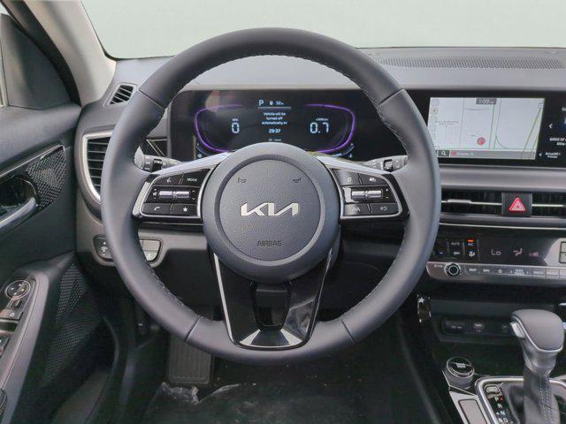 new 2025 Kia Seltos car, priced at $24,534