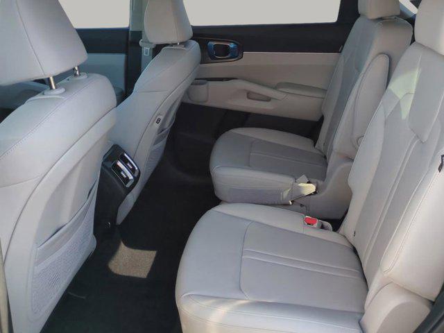 new 2025 Kia Sorento car, priced at $37,038