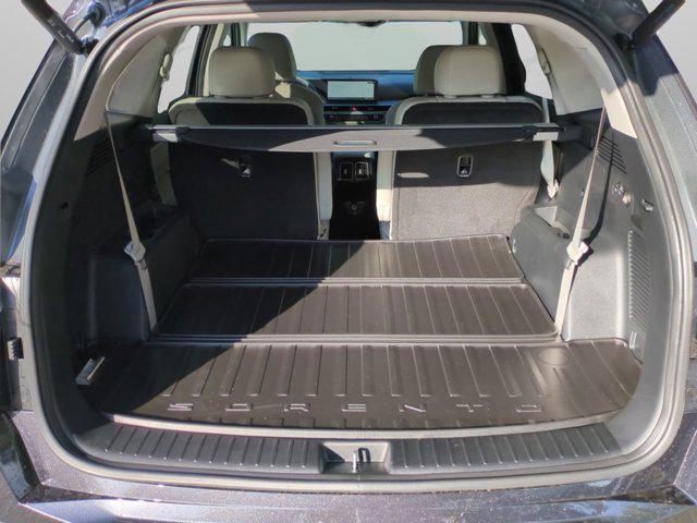 new 2025 Kia Sorento car, priced at $40,858