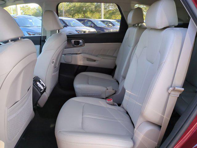 used 2023 Kia Sorento car, priced at $32,322