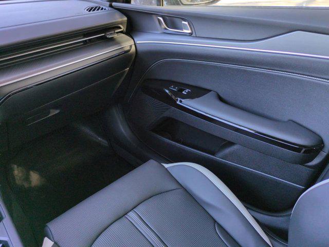 new 2025 Kia K5 car, priced at $26,484