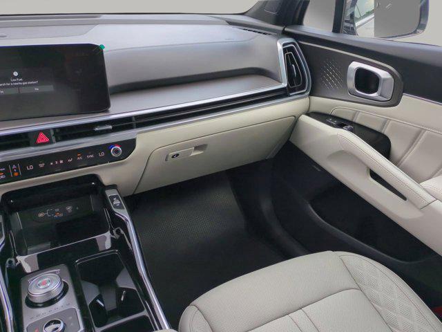 new 2025 Kia Sorento Hybrid car, priced at $46,331