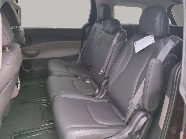 new 2025 Kia Carnival car, priced at $39,638