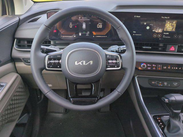 new 2025 Kia Carnival car, priced at $39,517