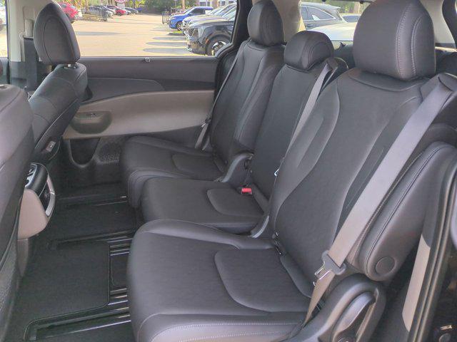 new 2025 Kia Carnival car, priced at $40,809