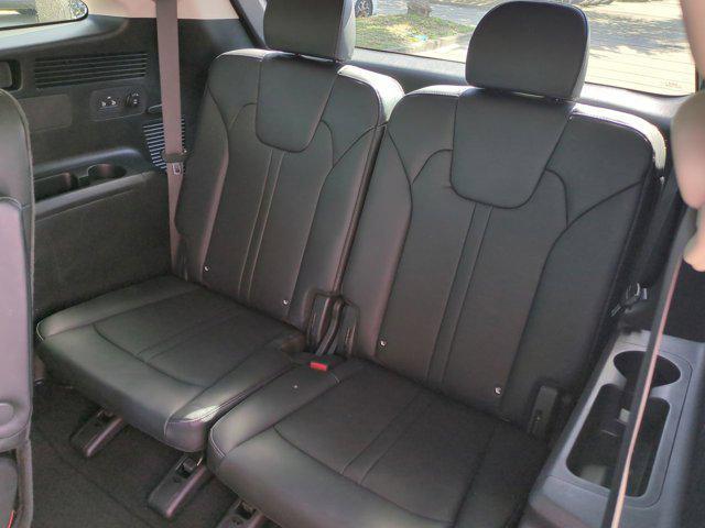 used 2025 Kia Sorento Hybrid car, priced at $32,133