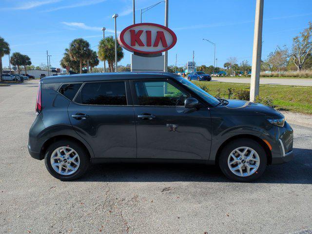 new 2025 Kia Soul car, priced at $20,835