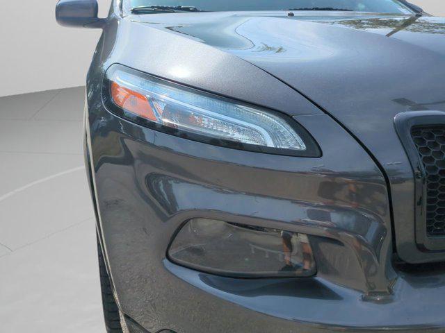 used 2018 Jeep Cherokee car, priced at $10,944
