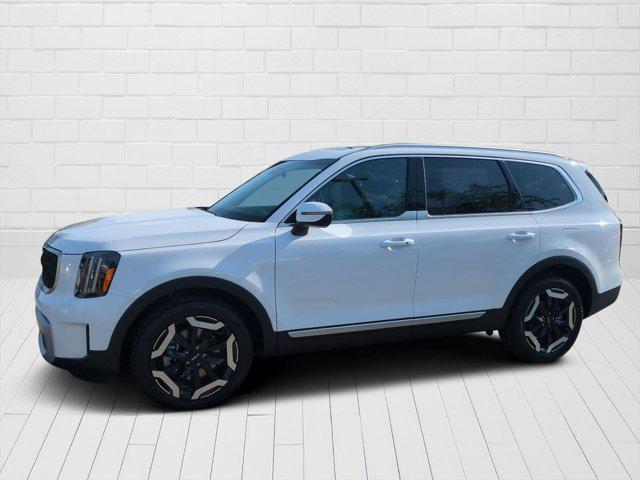 new 2025 Kia Telluride car, priced at $41,293