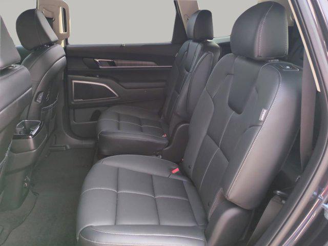 new 2025 Kia Telluride car, priced at $41,277