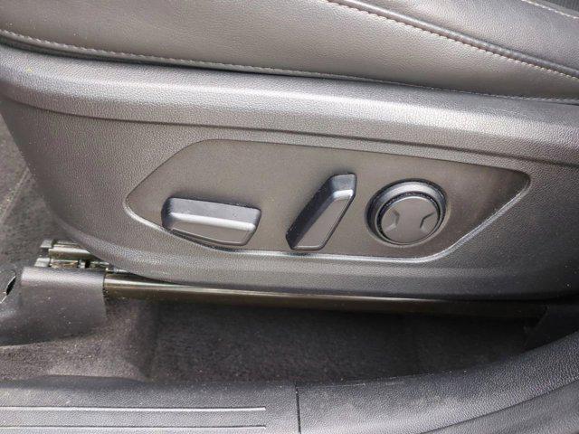 used 2023 Kia Sorento car, priced at $25,994