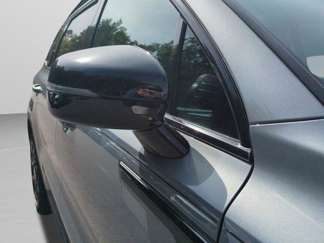 new 2025 Kia Sorento car, priced at $39,738