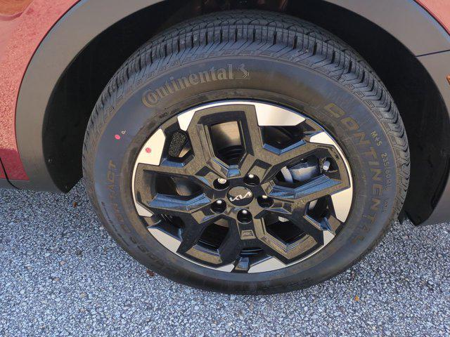 new 2025 Kia Sorento car, priced at $35,878