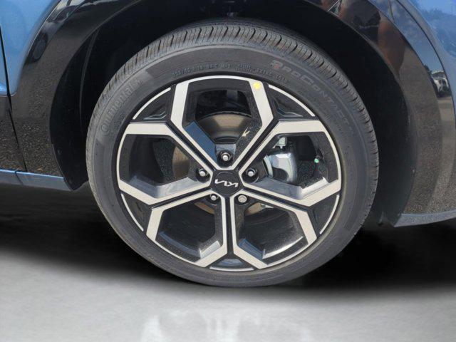 new 2025 Kia Niro car, priced at $32,172