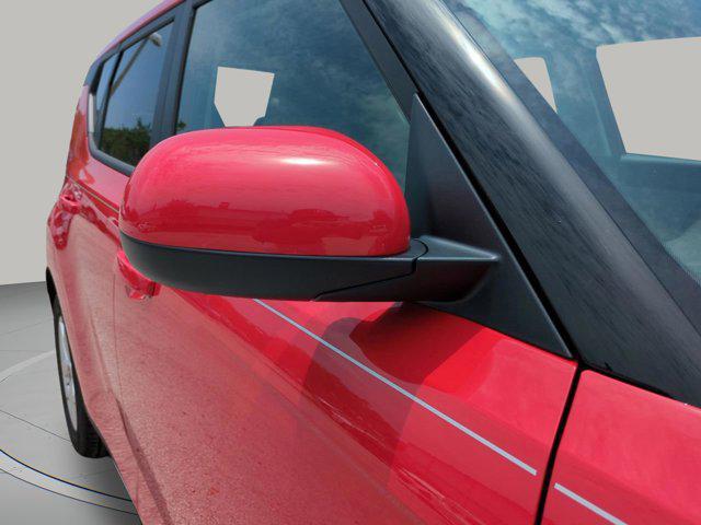 new 2025 Kia Soul car, priced at $19,933