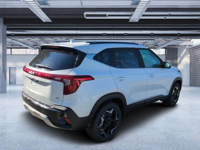 new 2025 Kia Seltos car, priced at $30,685